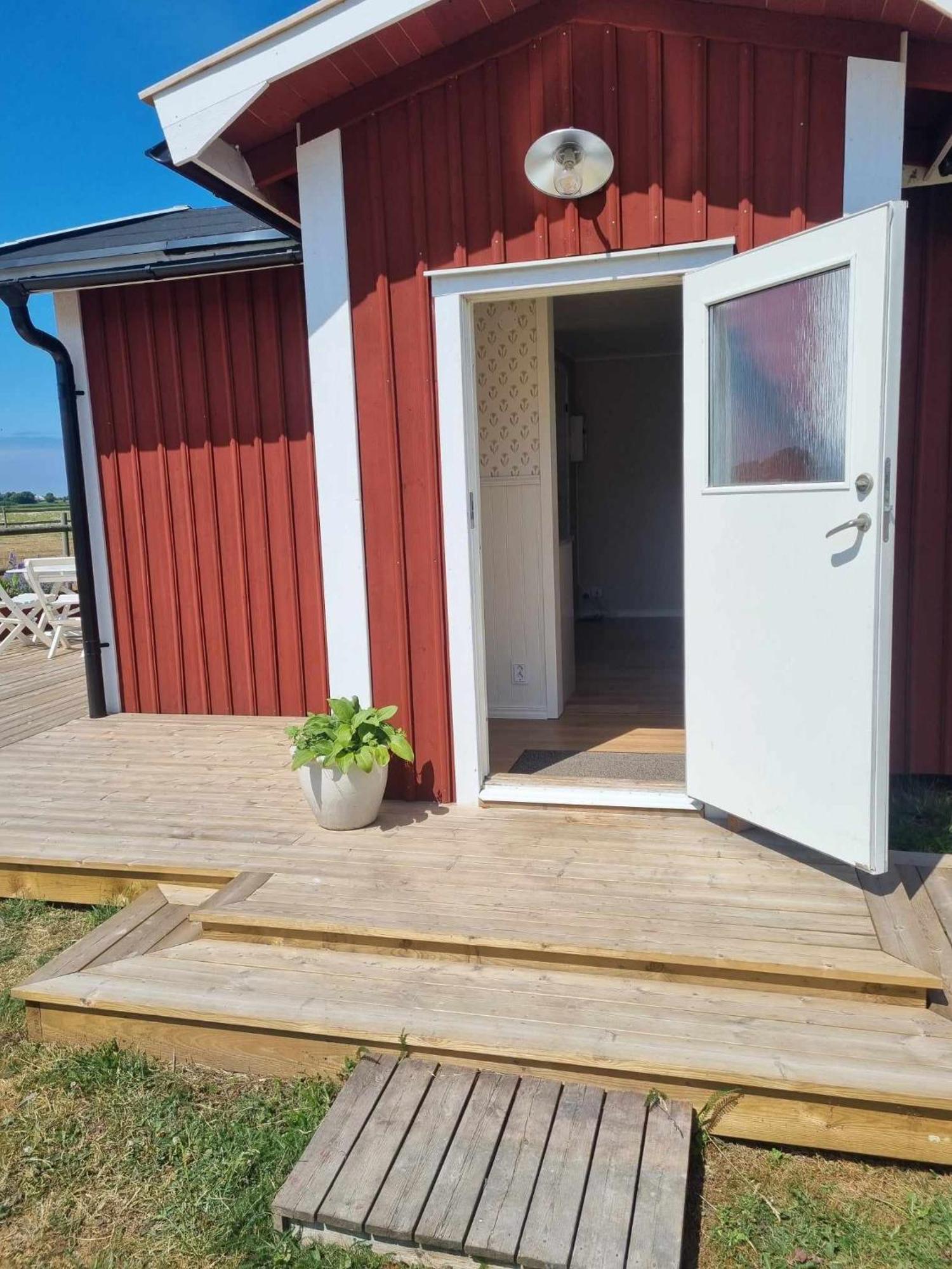 Roennas Villa Tvaaker Bagian luar foto