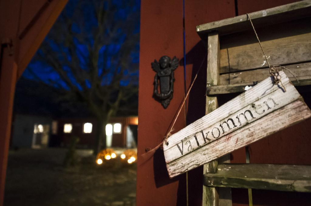 Roennas Villa Tvaaker Ruang foto