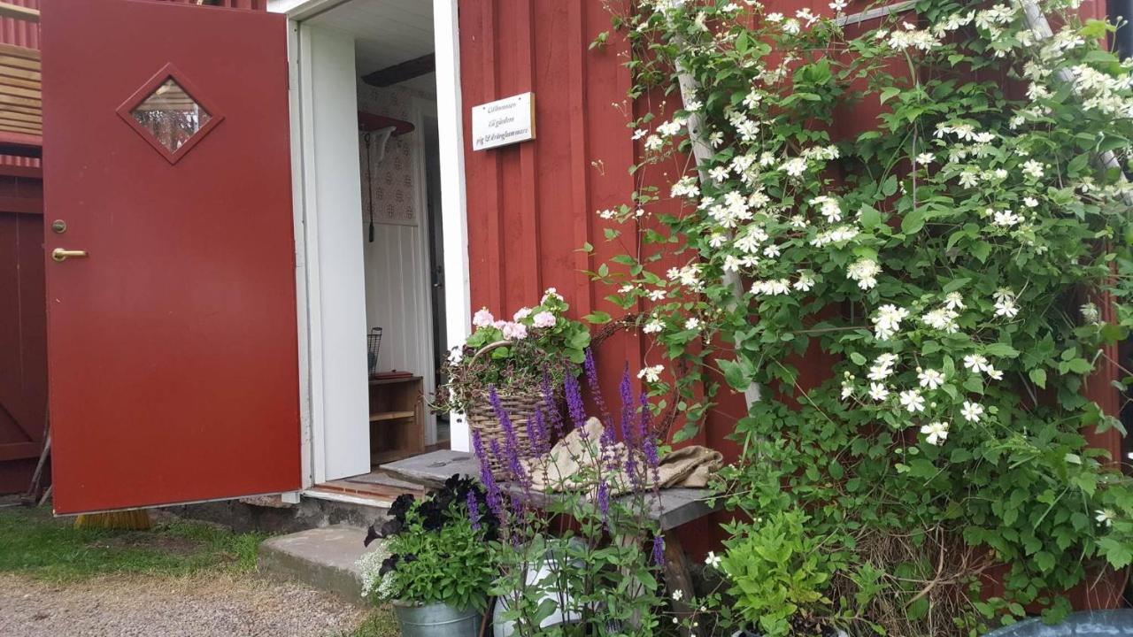 Roennas Villa Tvaaker Bagian luar foto